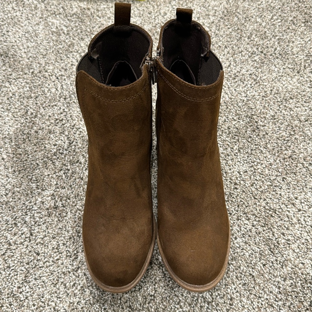 Natural reflections booties